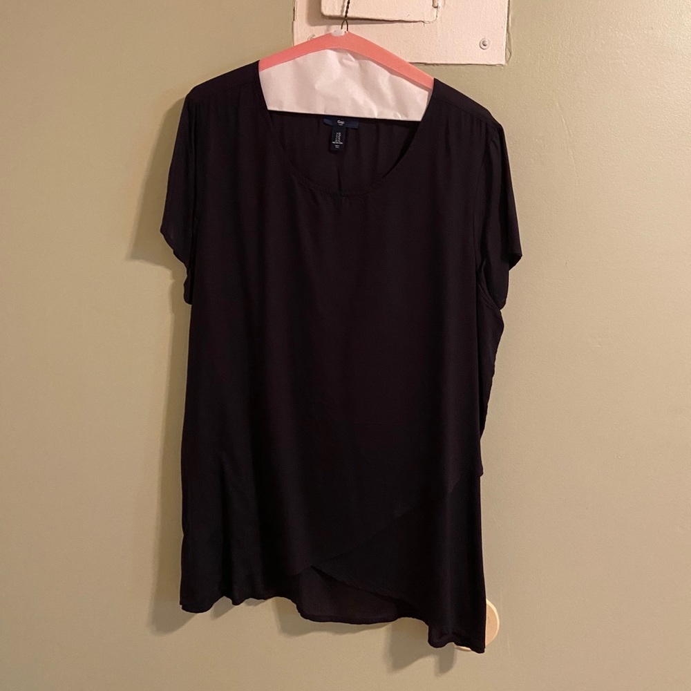 Gap, black lightweight t-shirt-size XL